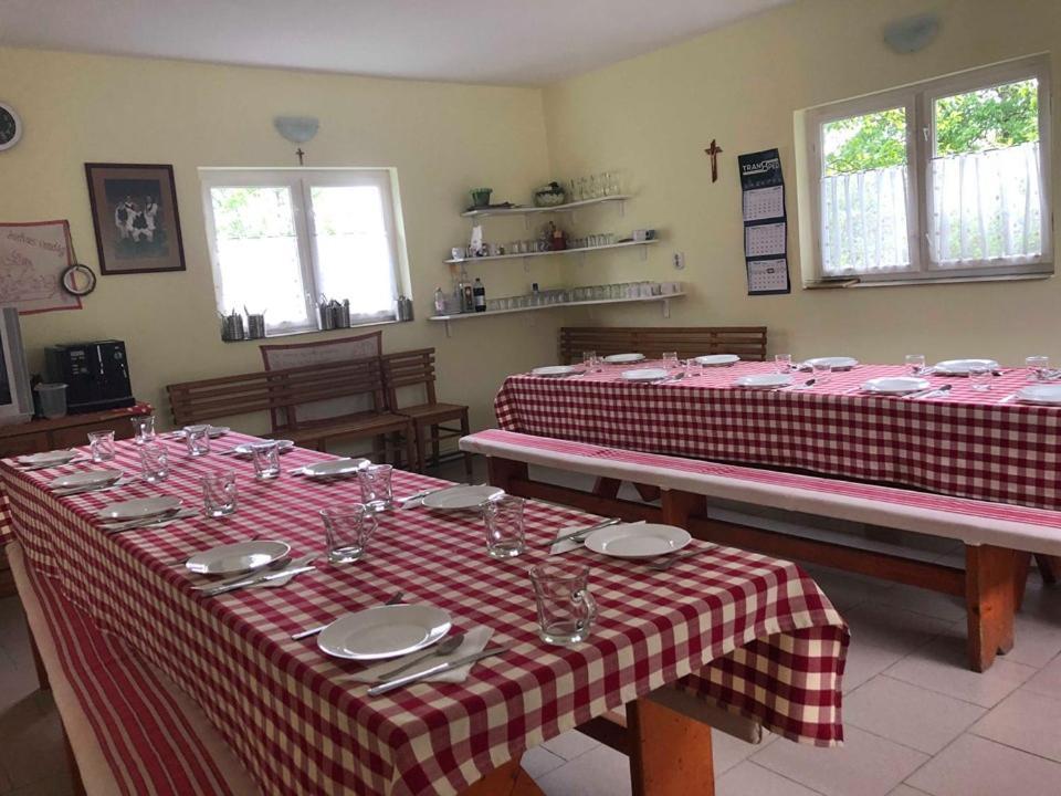 Balazs Vendeghaz Apart otel Lupeni  Dış mekan fotoğraf