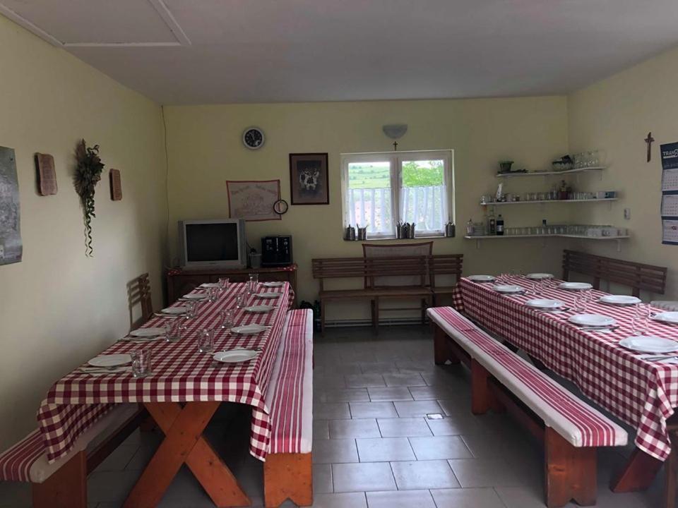 Balazs Vendeghaz Apart otel Lupeni  Dış mekan fotoğraf