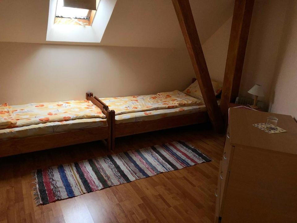 Balazs Vendeghaz Apart otel Lupeni  Dış mekan fotoğraf